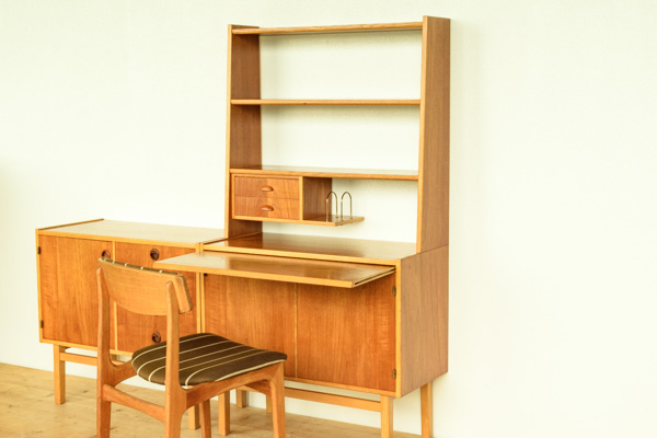 北欧家具 デンマーク ハイキャビネット